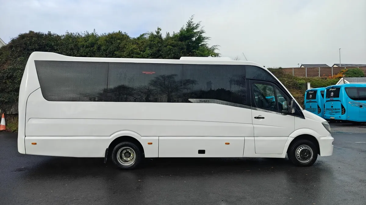 Mercedes-Benz Turas 500 - Image 3