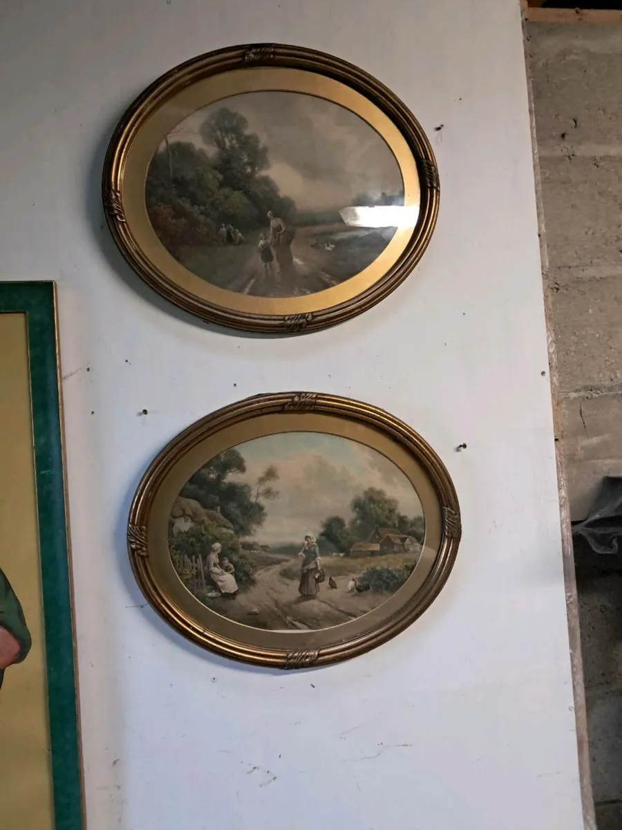 2 good quality oval prints - Image 1