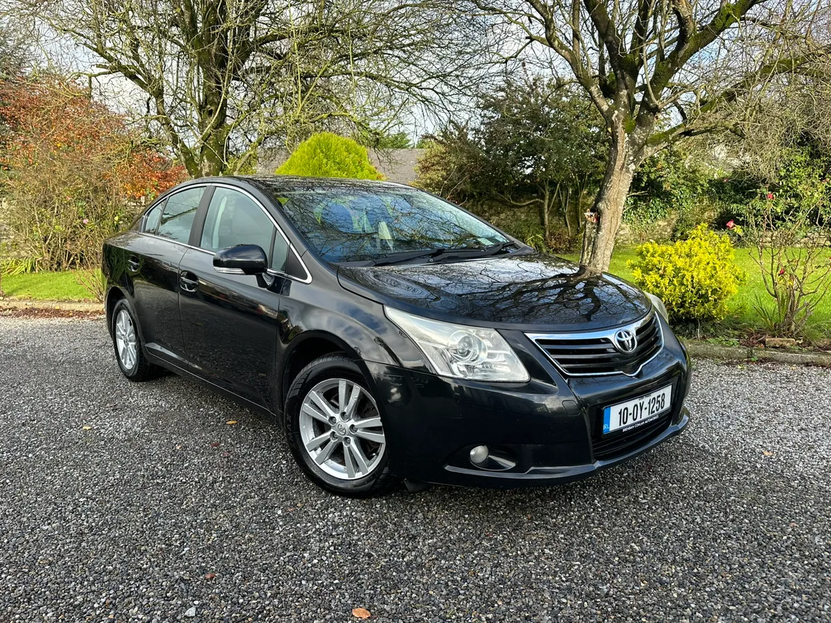 Toyota Avensis - Image 1