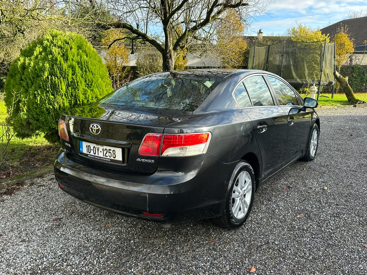 Toyota Avensis - Image 4