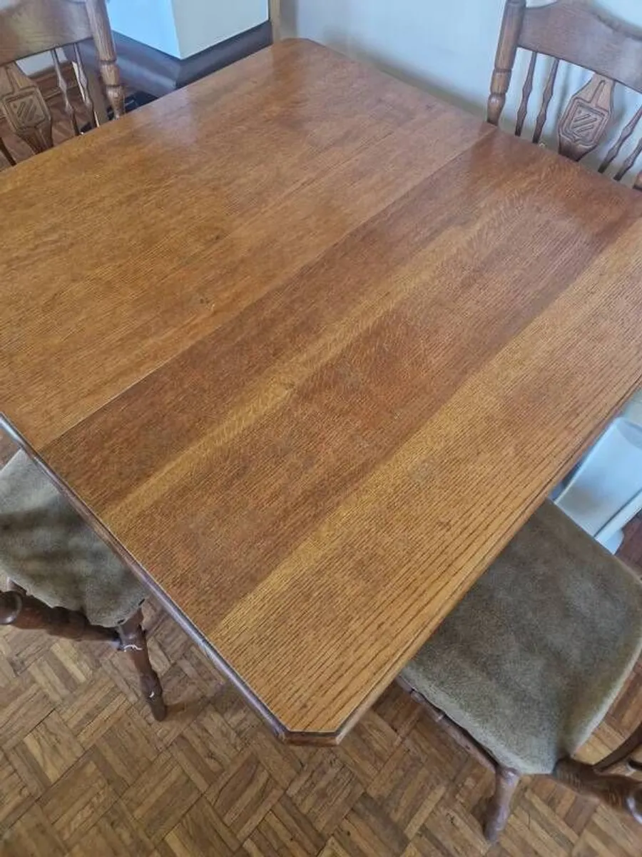 table and 4 chairs - Image 4