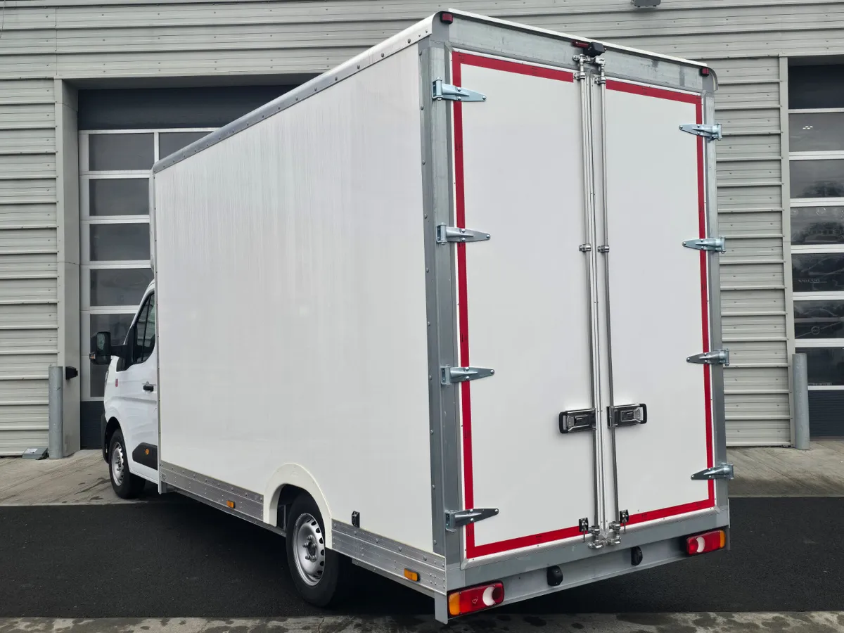 Renault Master Platform Cab 4.3L - Image 3