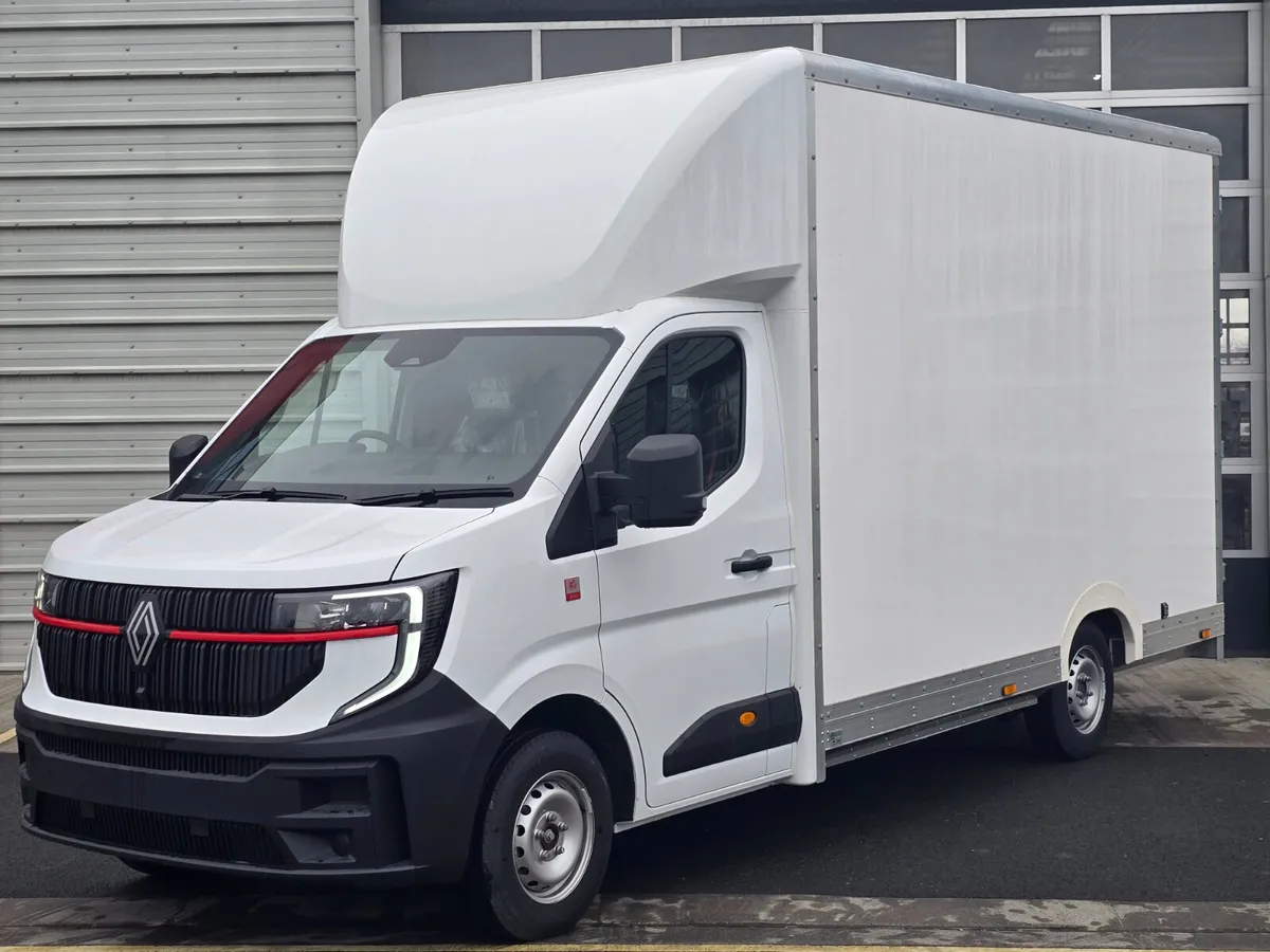 Renault Master Platform Cab 4.3L - Image 2