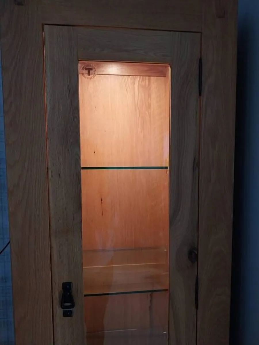 Solid oak display cabinet - Image 3