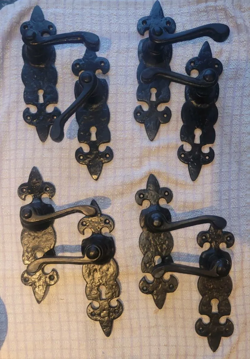 Door handles - Image 3