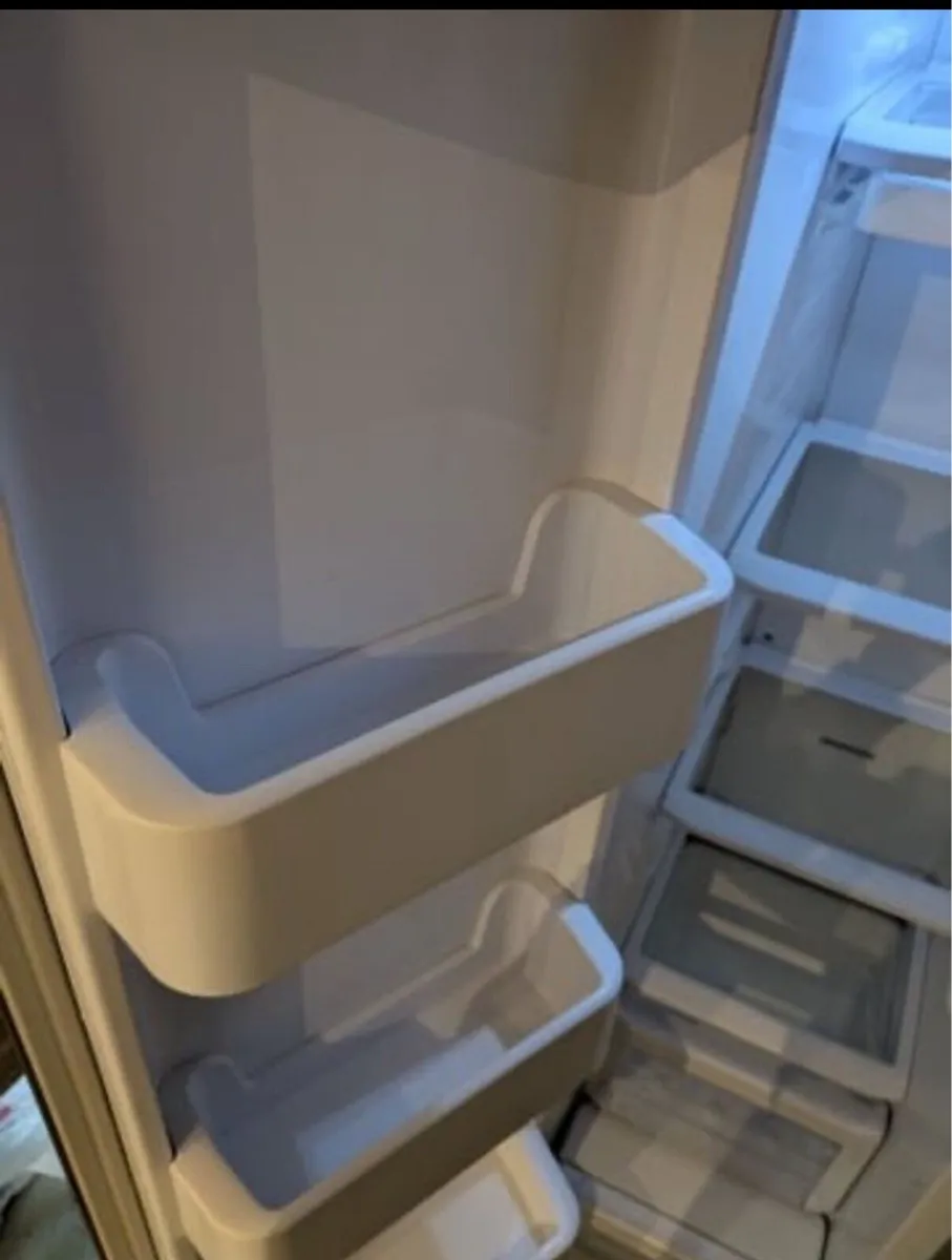 SAMSUNG AMERICAN FRIDGE - Image 4