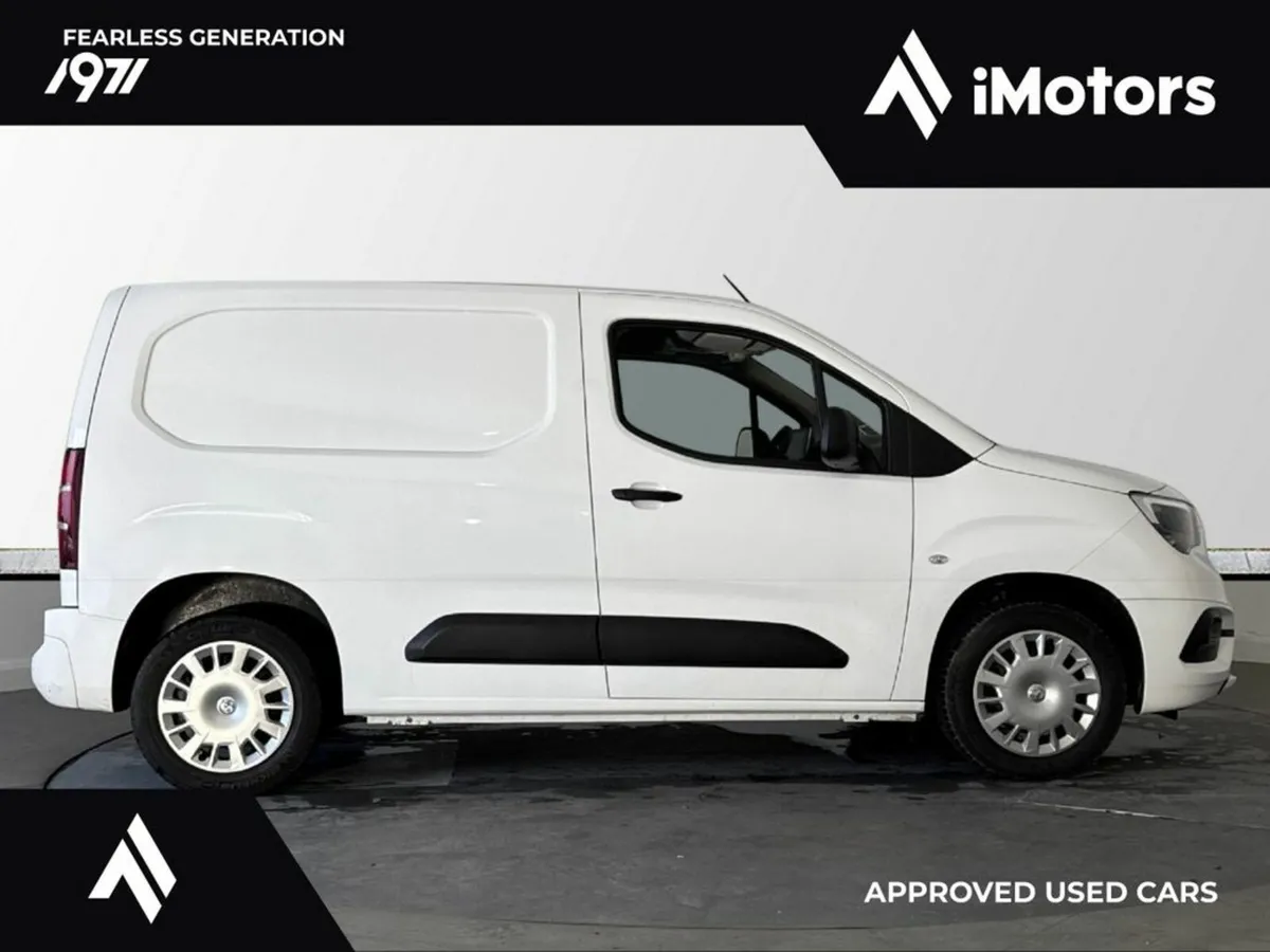 Vauxhall Combo L1H1 2300 SPORTIVE - Image 2