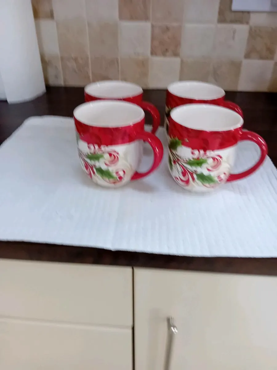 DELPHI CHRISTMAS TEA SET NEW BOXED - Image 3