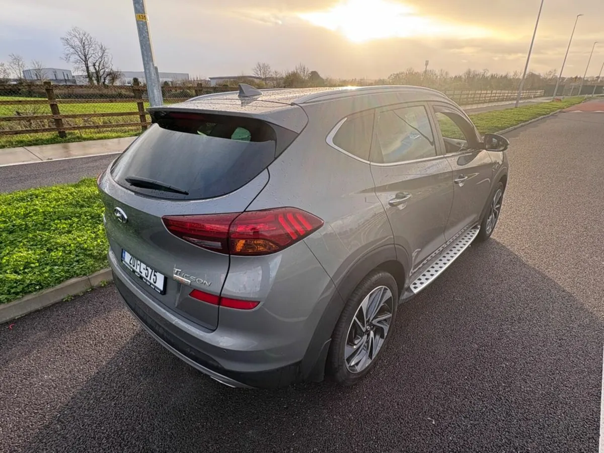 Hyundai Tucson ix35 Executive Plus 5DR, - Image 3