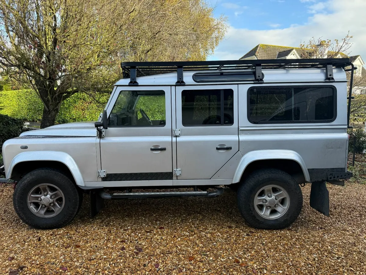 Land Rover Defender 2007 - Image 1