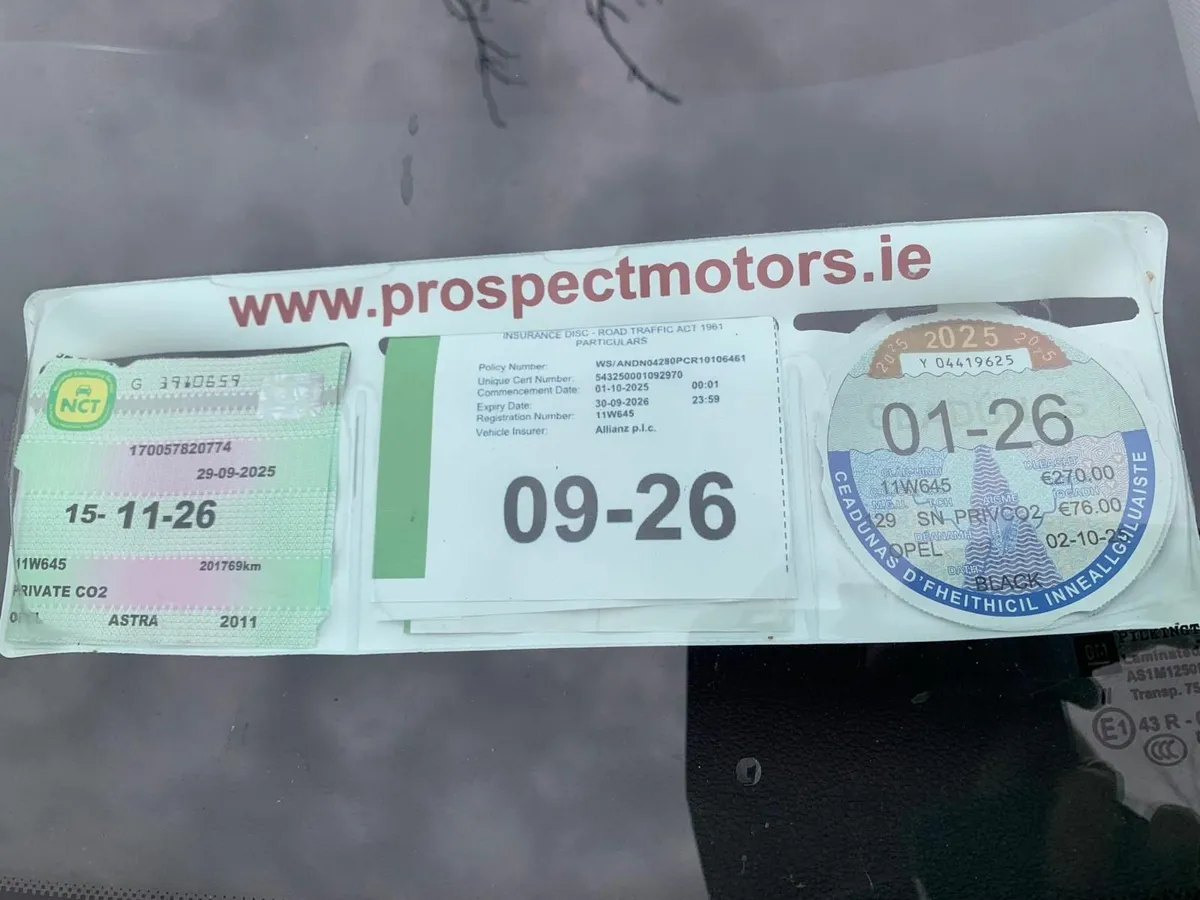 Opel Astra 2011 - Image 3