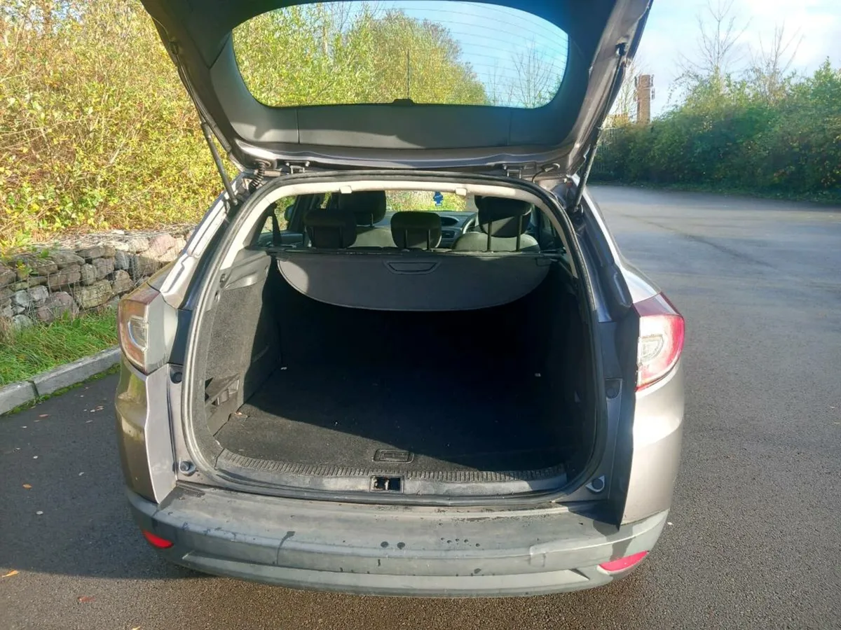 2010.Megane.1.5.dci.133km.nct.9/26.tax.1/26.1650e - Image 3