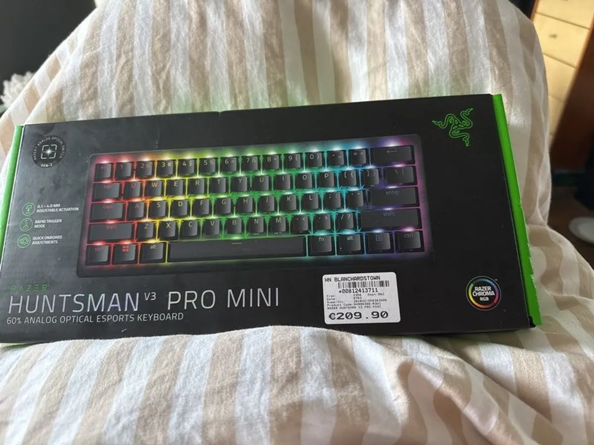 keyboard Huntsman v3 Pro Mini - Image 1