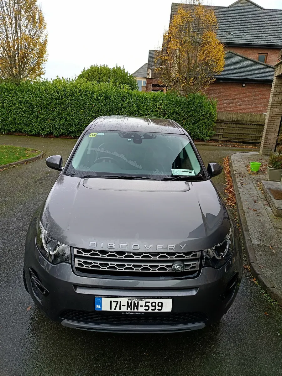 Land Rover Discovery Sport 2017 - Image 1
