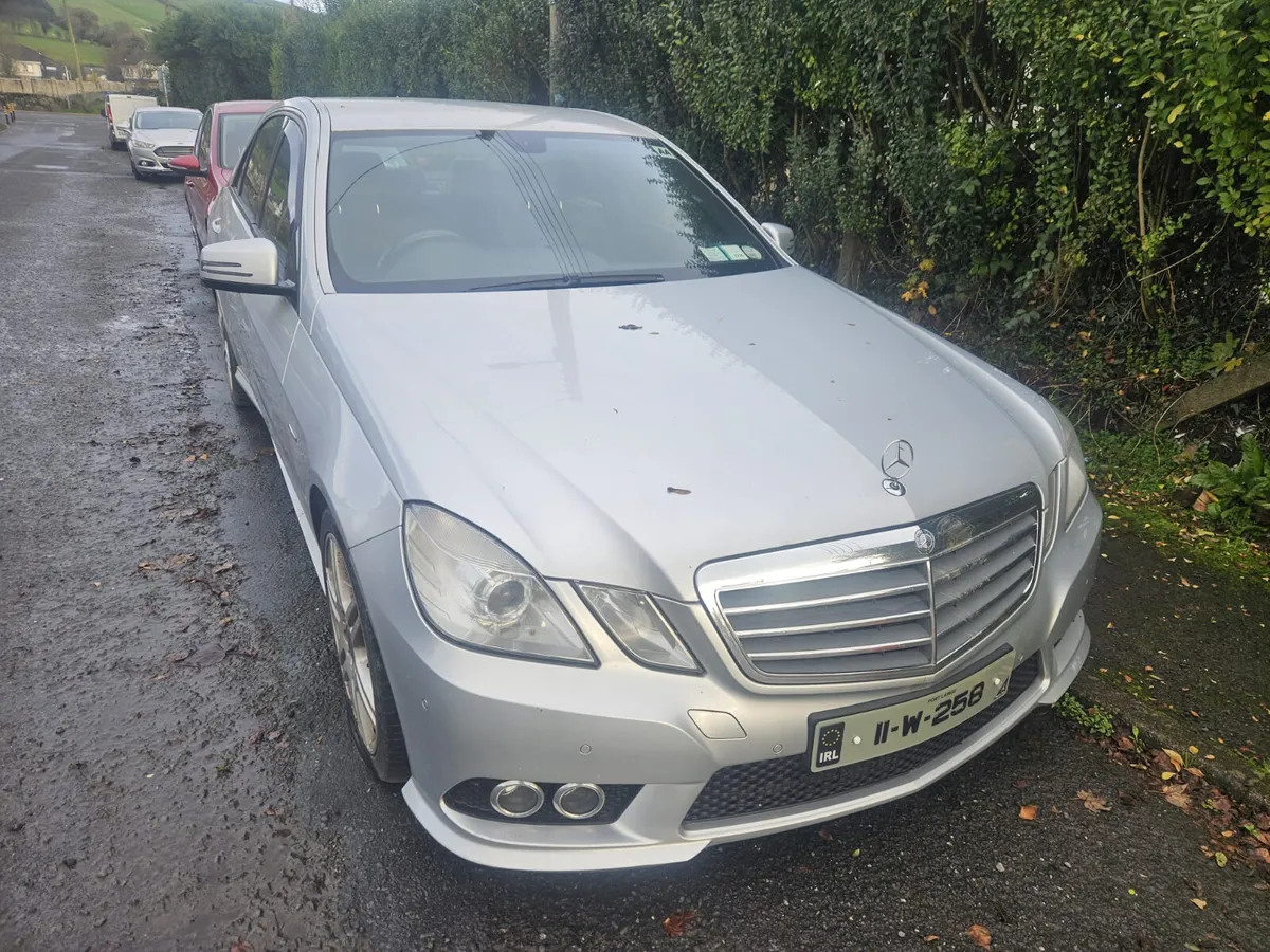 Mercedes-Benz E200 - Image 1