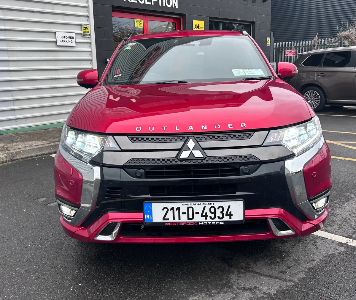 Outlander PHEV S Edition Highest Spec Irish Car - Image 3