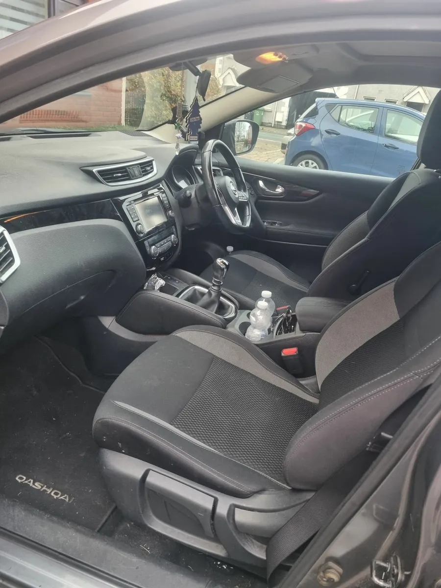Nissan Qashqai 2018 - Image 2