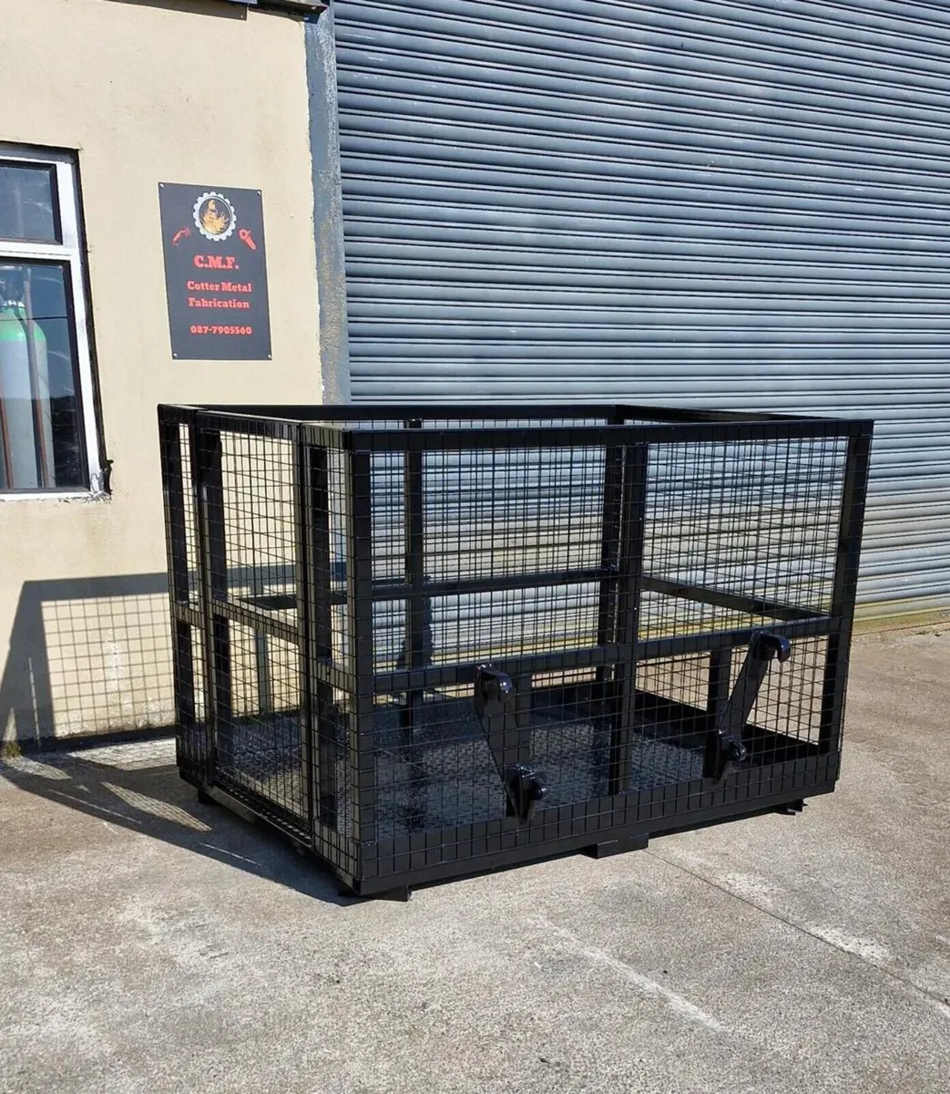 Cage / Man Basket - Image 1