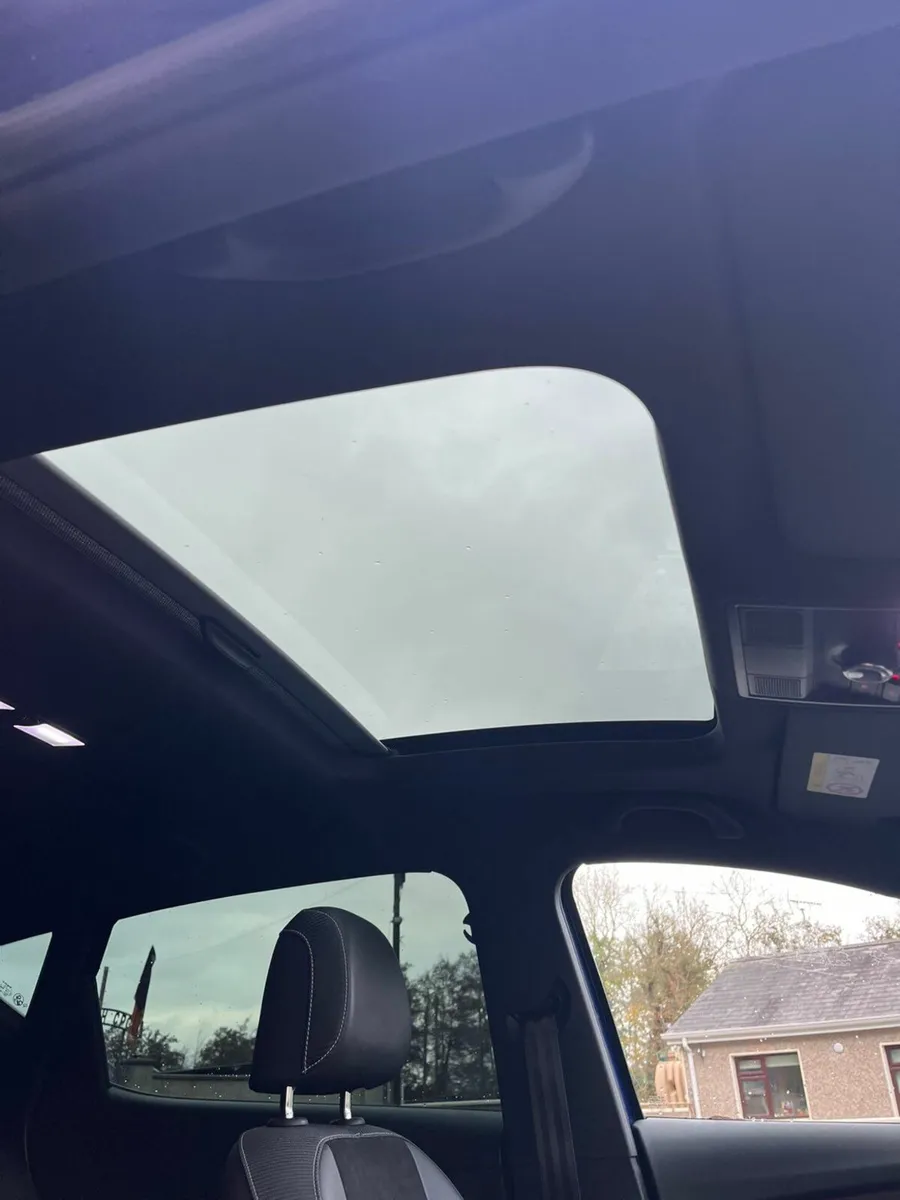 SEAT Leon 2017 - Image 4