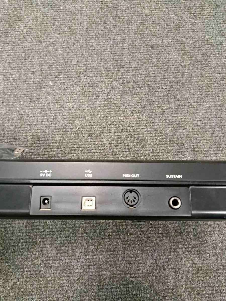 Alesis Q49 USB/Midi Keyboard - Image 2