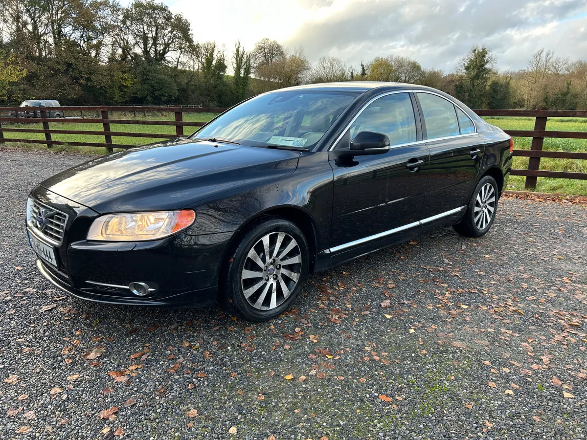 2013 Volvo S80 D3 Manual - Image 1