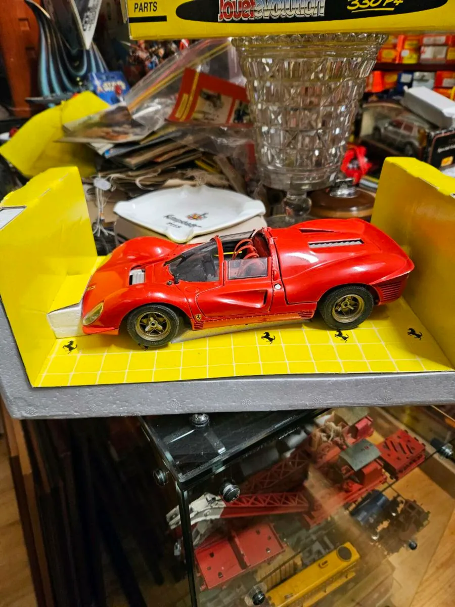 Corgi Jouef Ferrari 330P4 1:18 - Image 2