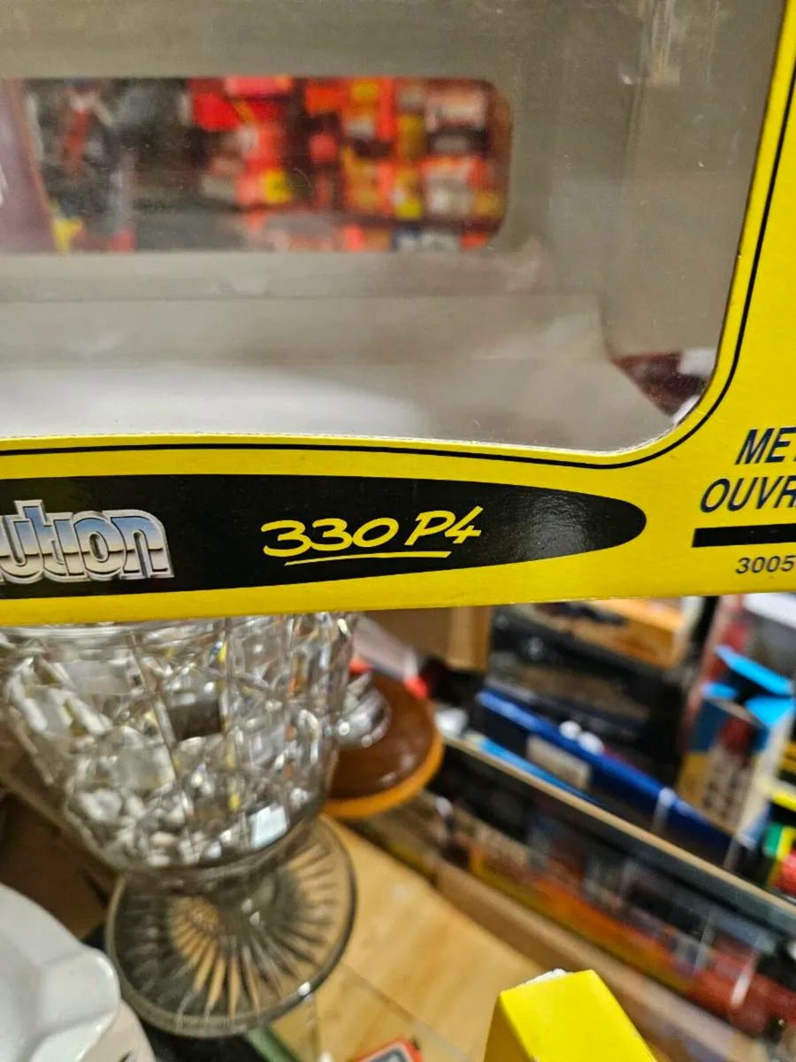 Corgi Jouef Ferrari 330P4 1:18 - Image 4