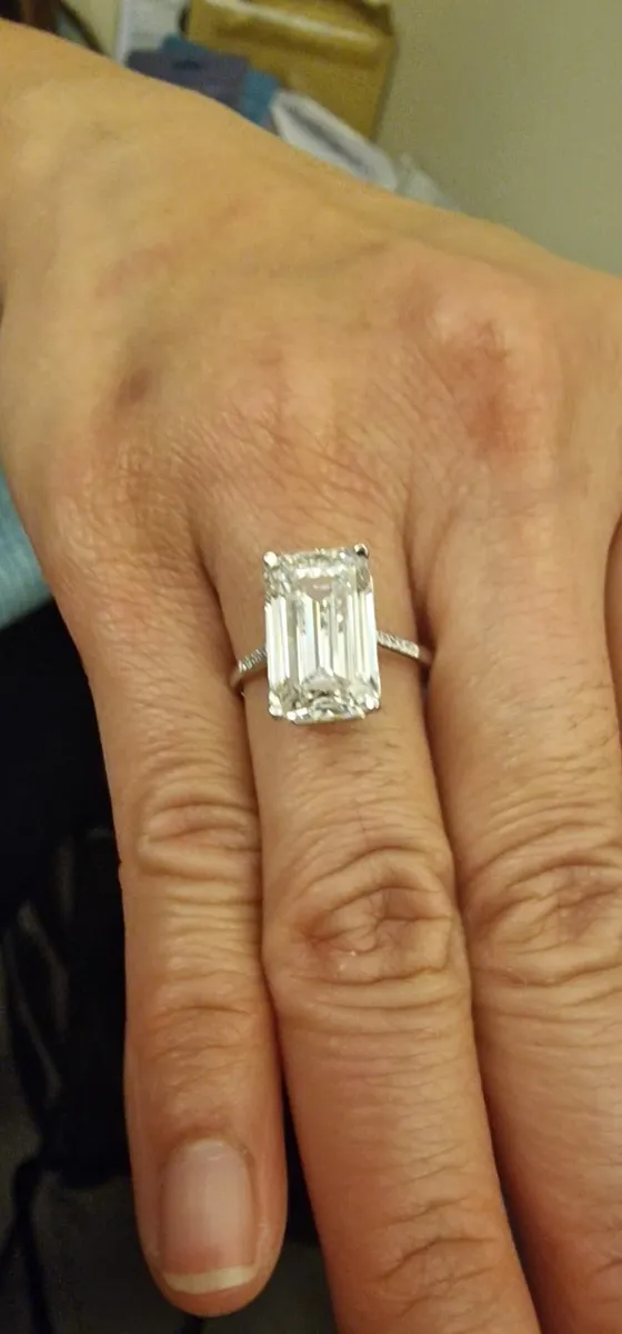 7.32 carat lab diamond engagement ring - Image 3