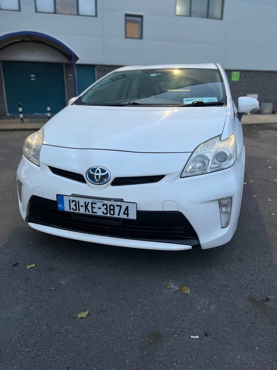 Toyota Prius 2013 - Image 4