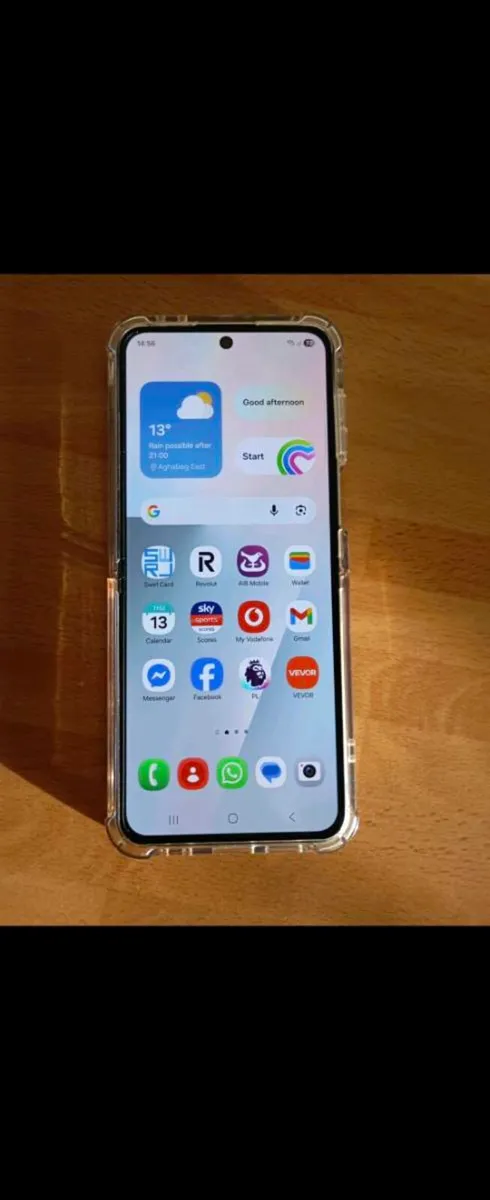 Samsung galaxy  Z flip 7FE - Image 3