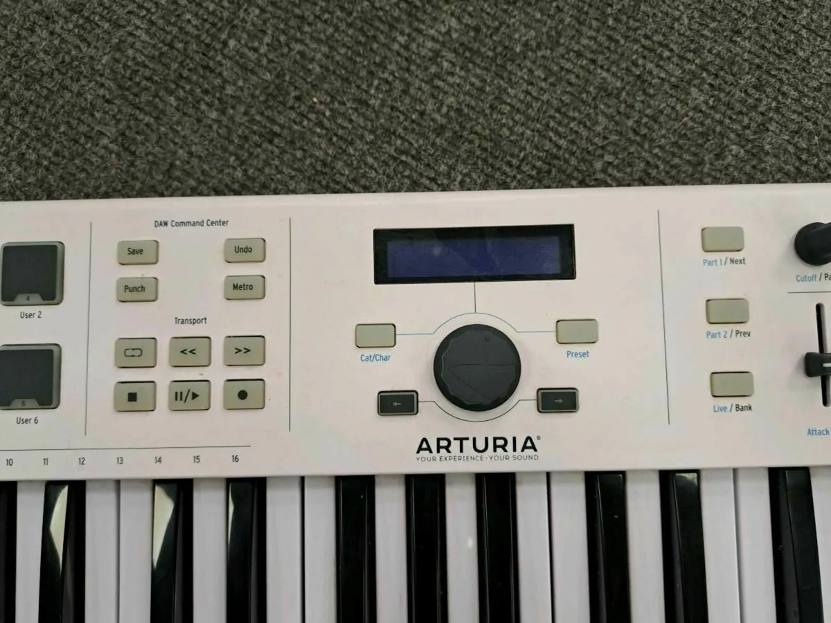 Arturia Keylab 49 Keyboard - Image 4
