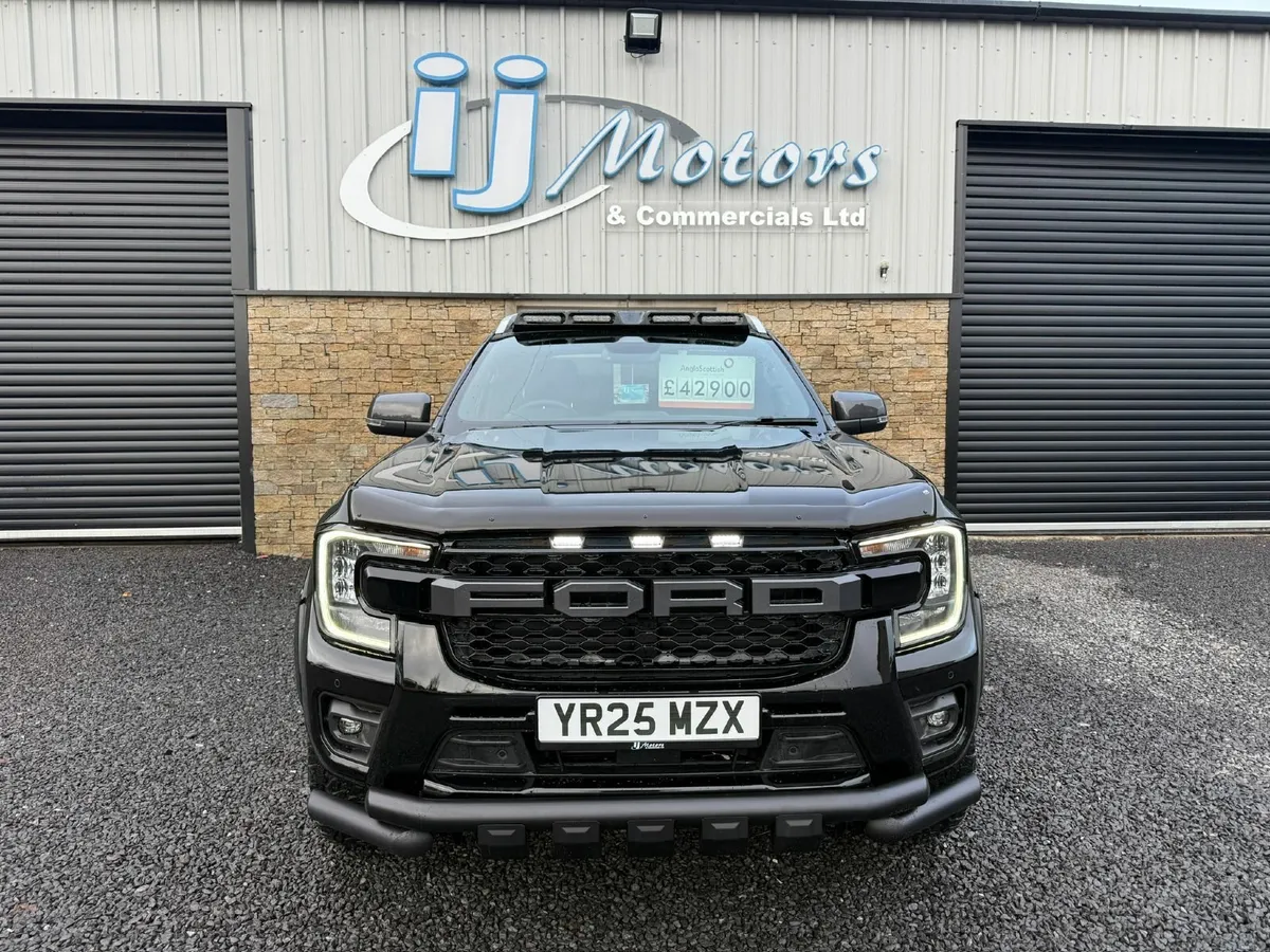 '25 FORD RANGER 3 LITRE ECOBLUE V6 WILDTRAK 240BHP - Image 2