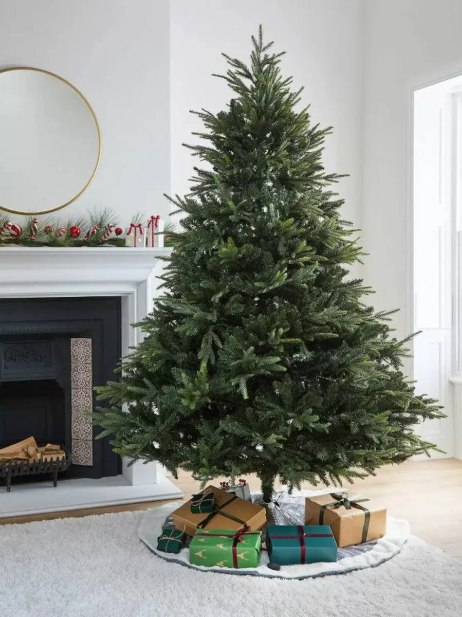 Full PE 7ft Super Realistic Artificial Christmas - Image 1