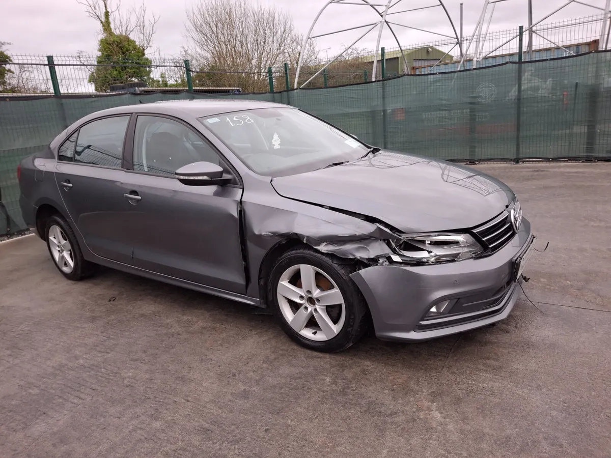152 VW Jetta 2.0L TDI - Image 2