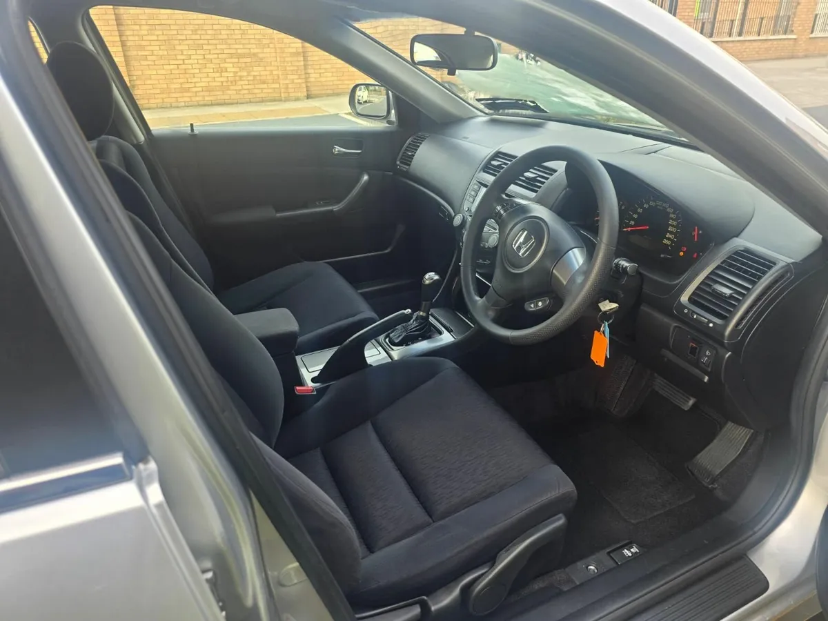 Honda Accord 2006 (Full option, automatic) - Image 2