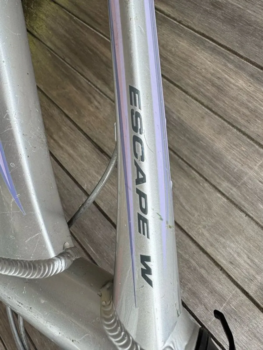 Ladies Bike with Basket - Image 4