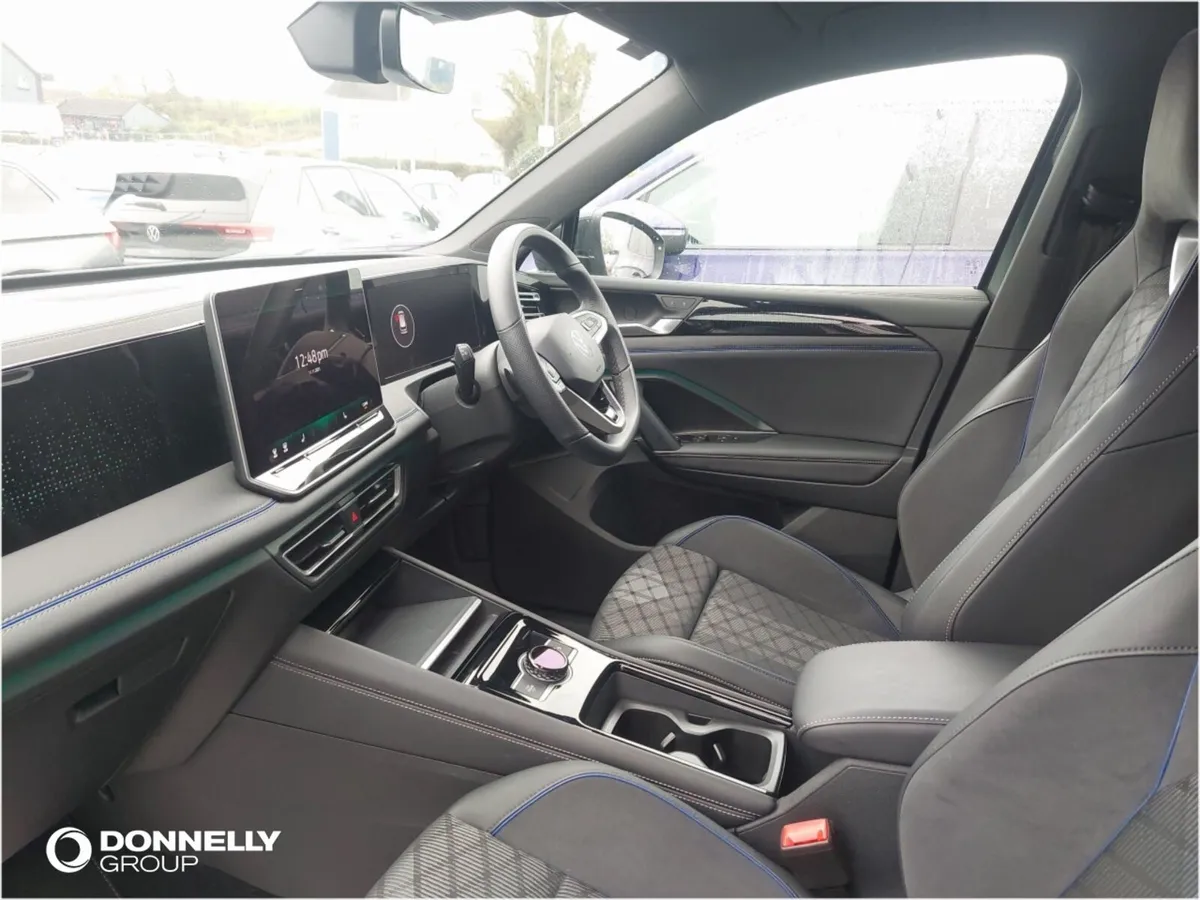 Volkswagen Tiguan Diesel Estate R-Line - Image 2