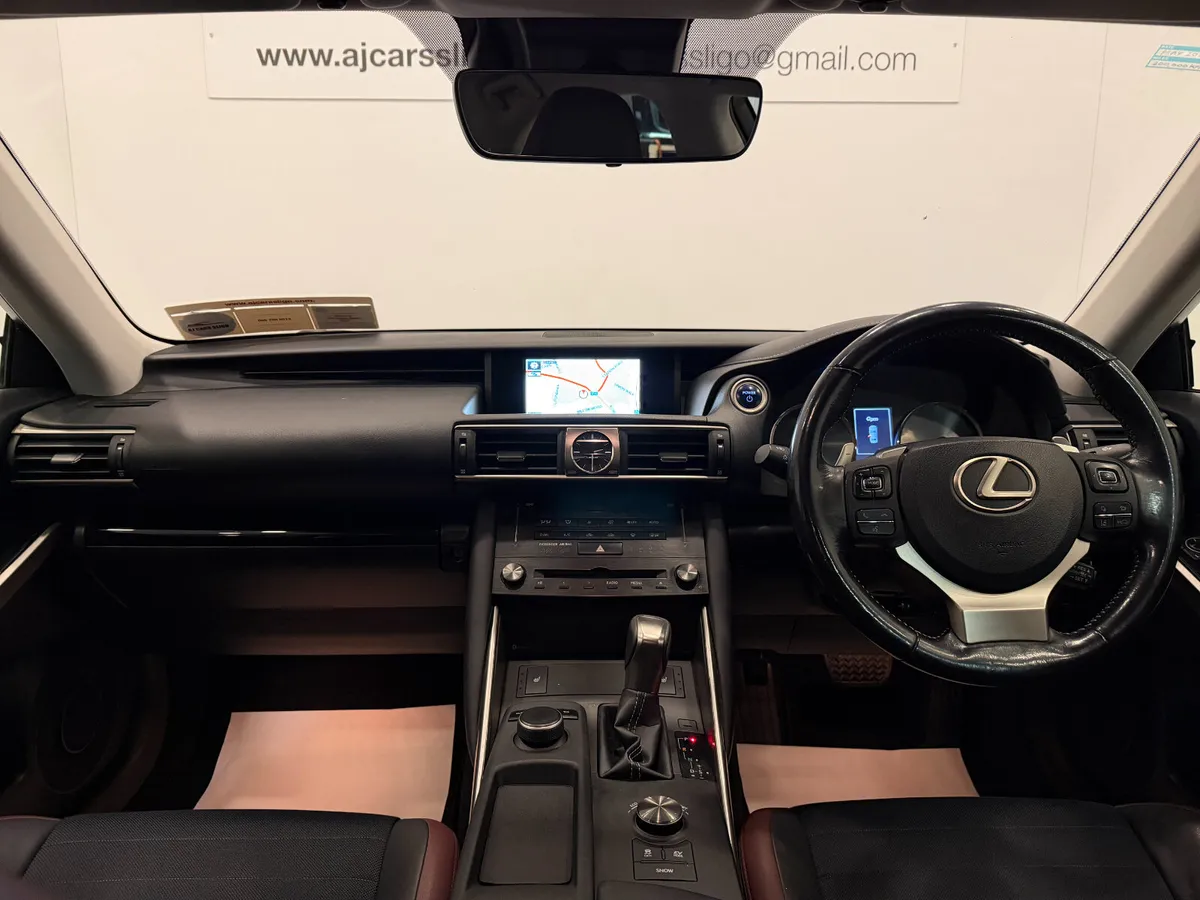 ✨ 2017 LEXUS IS300H 2.5 SPORT HYBRID AUTO ✨ Hybrid - Image 4