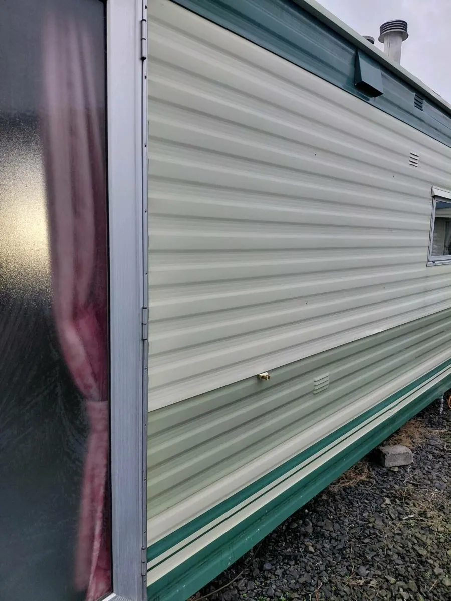 Mobile home - Image 2