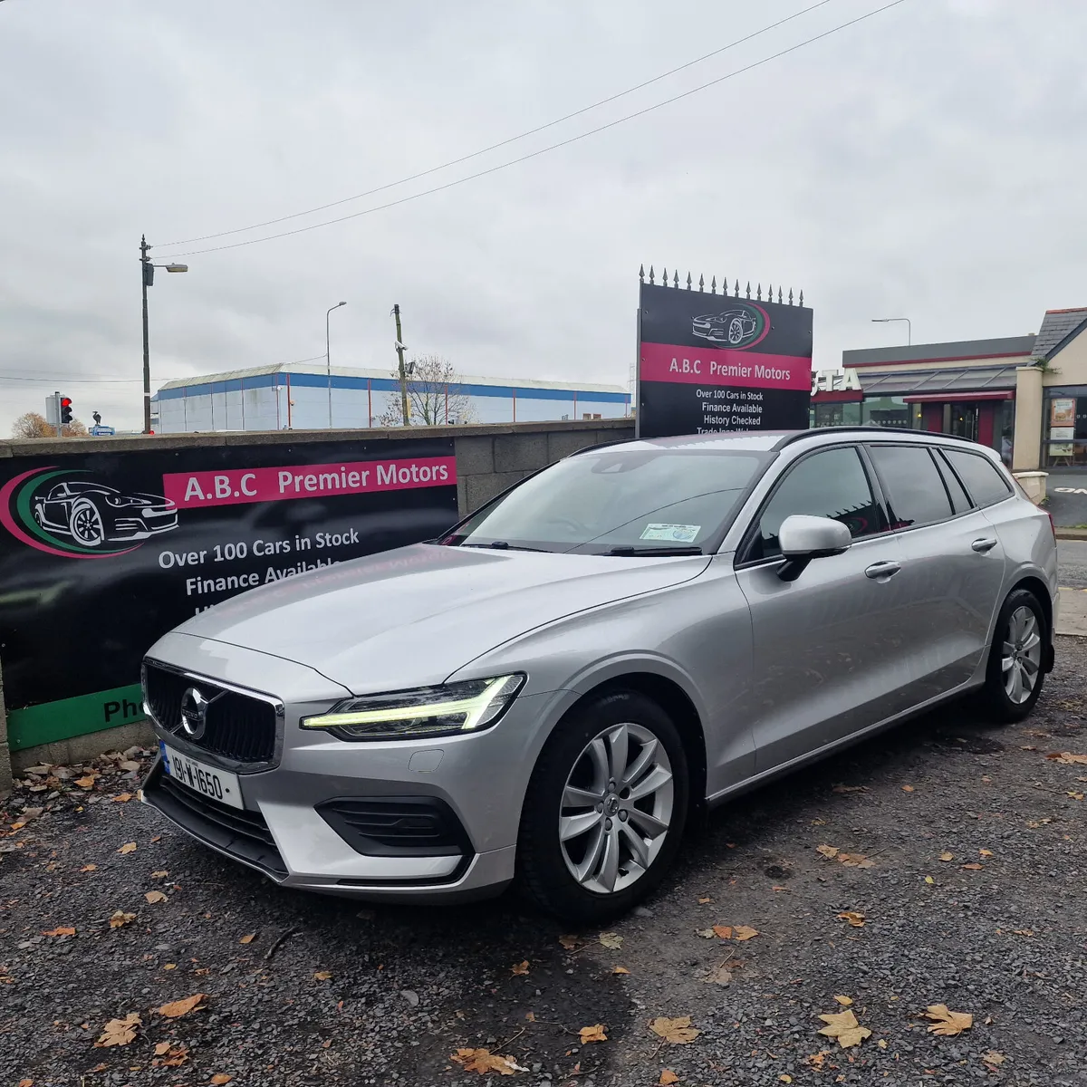 Volvo V60 2019 Warranty - Image 4