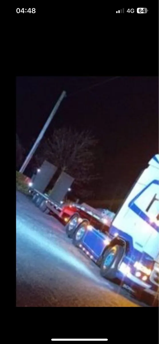 Low loader haluage - Image 2