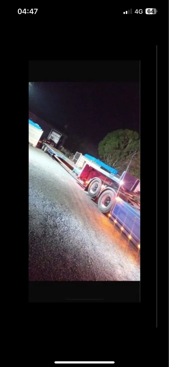 Low loader haluage - Image 3