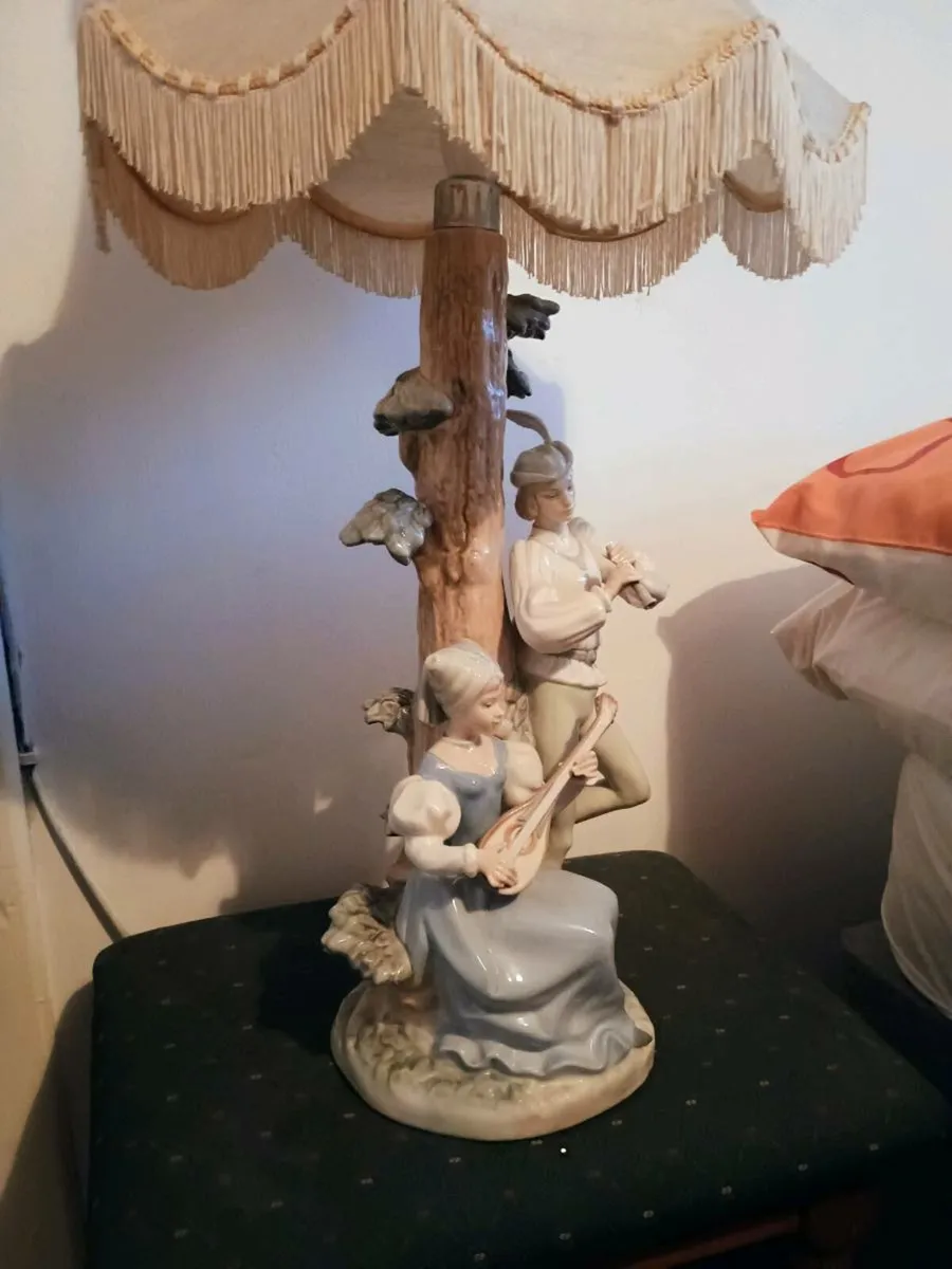 Porcelain Lamp-NAO by lladro - Image 3