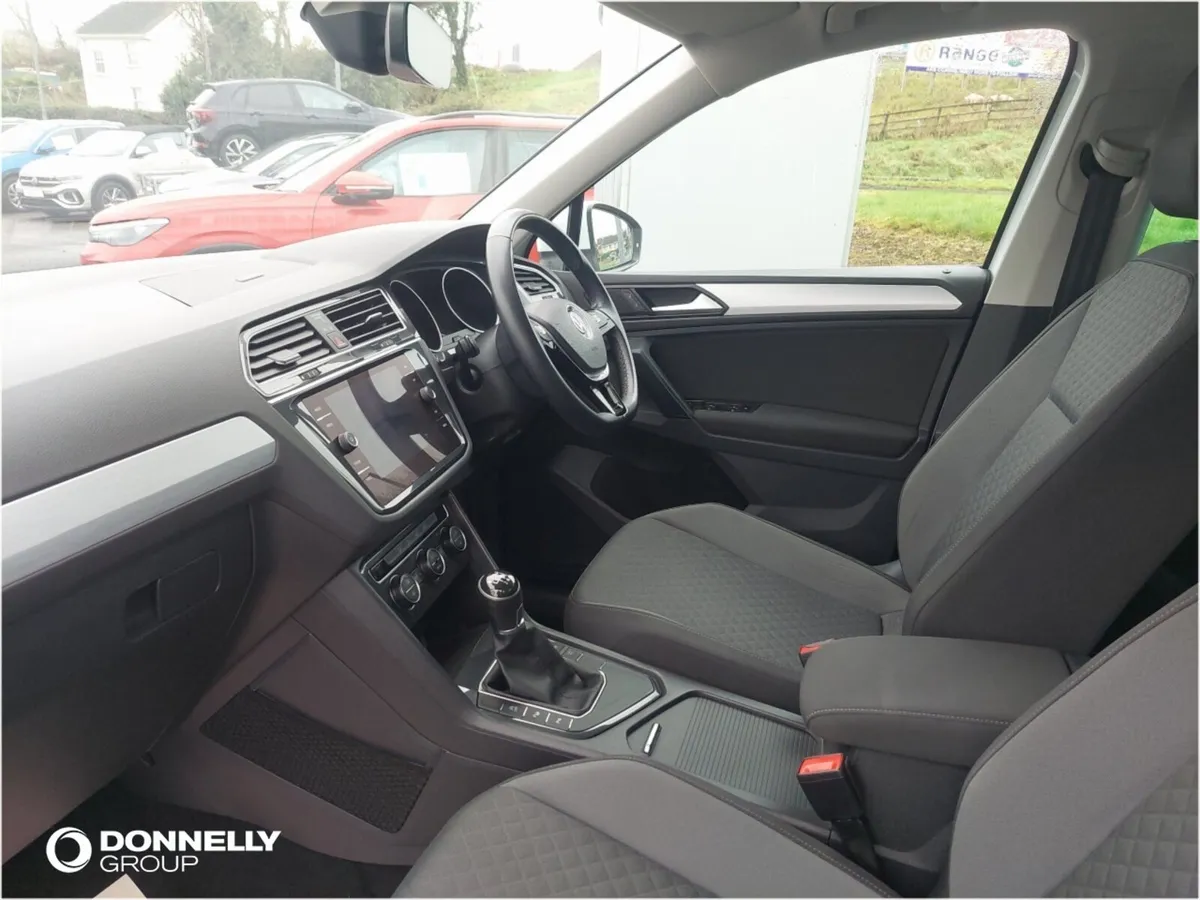 Volkswagen Tiguan Diesel Estate Match - Image 2