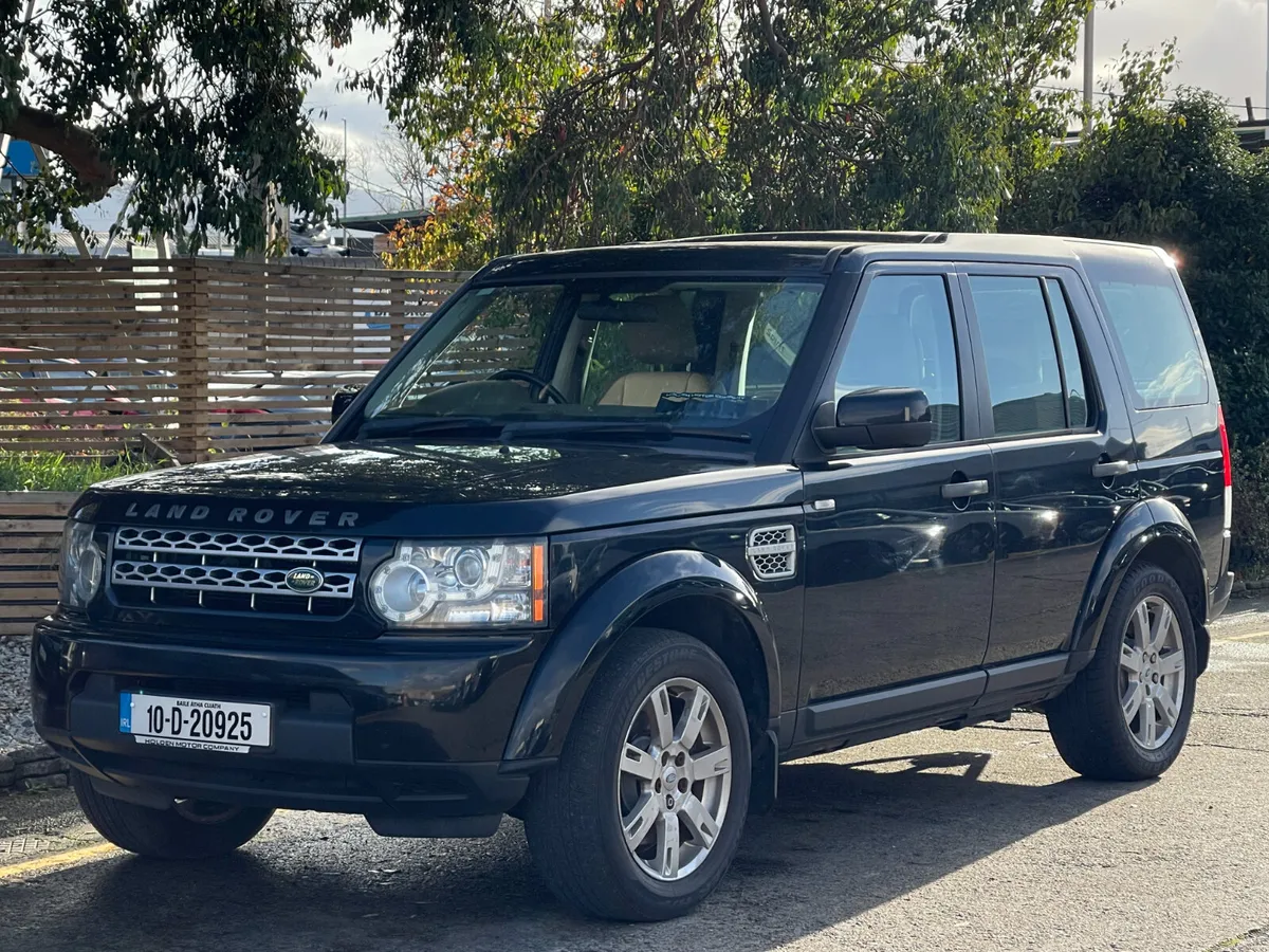 2010 Land Rover Discovery 4**low miles** - Image 1