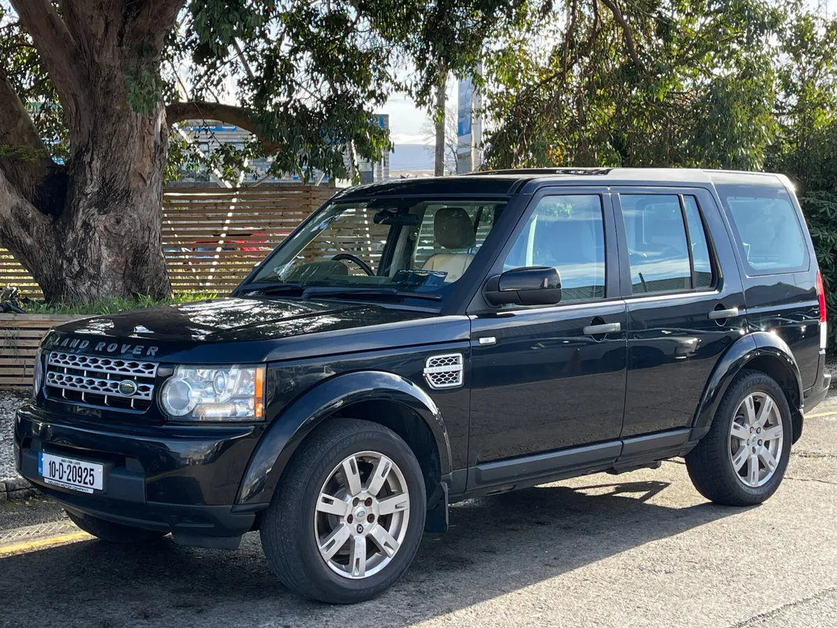 2010 Land Rover Discovery 4**low miles** - Image 3