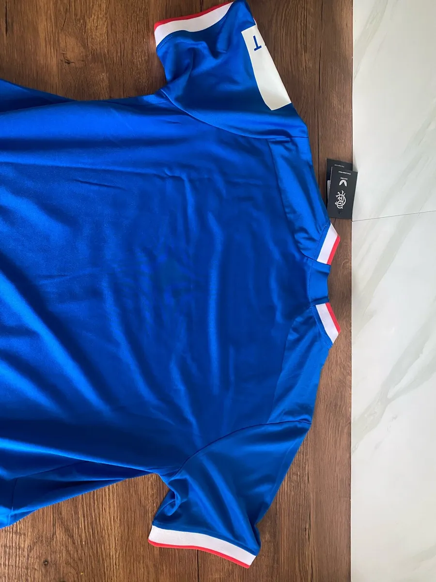 Rangers Soccer / Football Jersey Men’s Medium Size - Image 4
