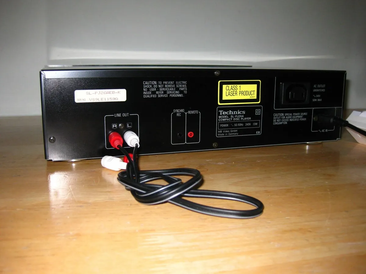 Technics SL-PJ26A Quality CD Player - Germany. - Image 4
