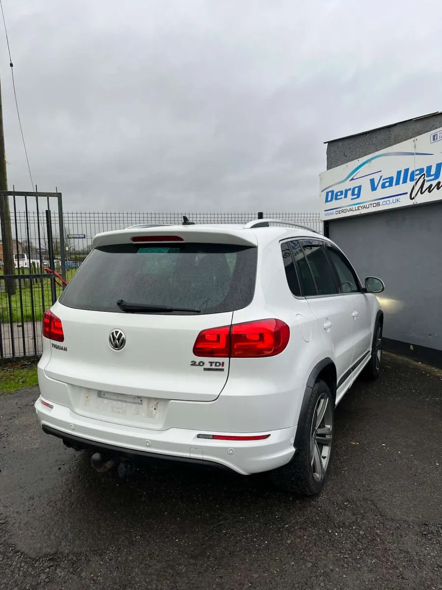 Volkswagen Tiguan 2014 - Image 2