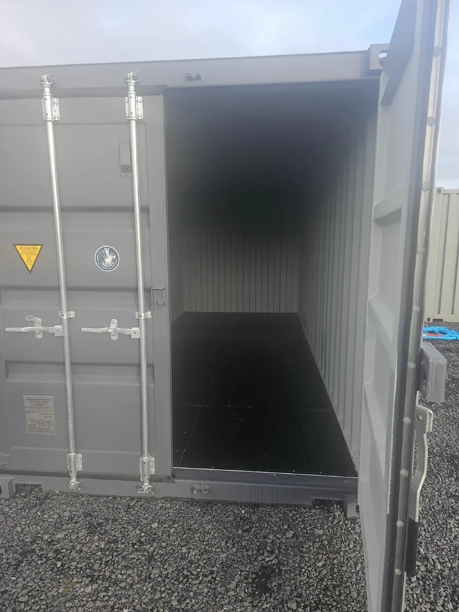 20ft x 8ft One Trip Shipping Containers - Image 3